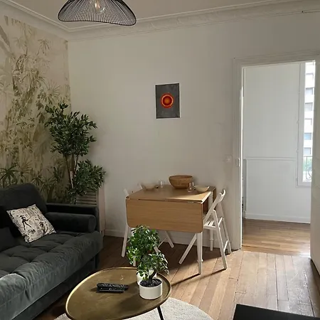 Cosy In Parigi